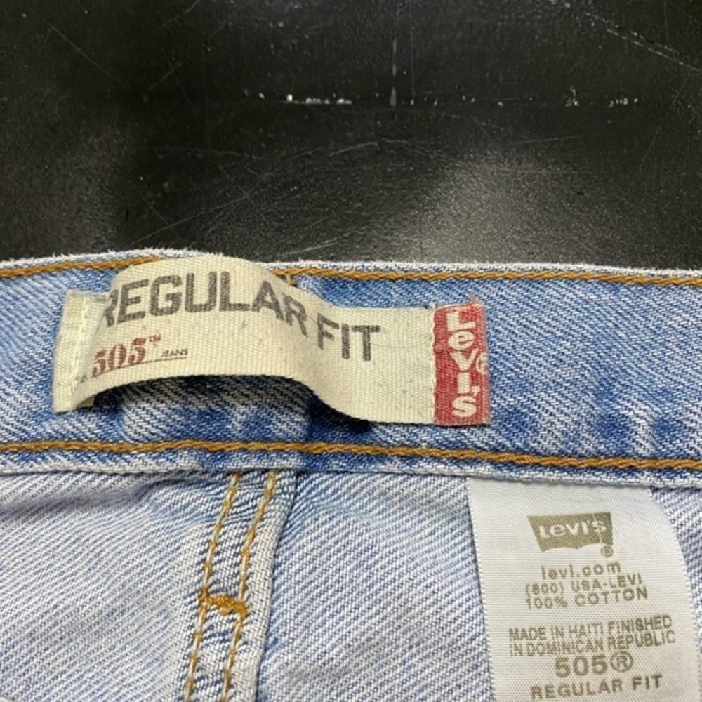 Men’s 505 Levi’s, Size 42 x 32 - Picture 5 of 7